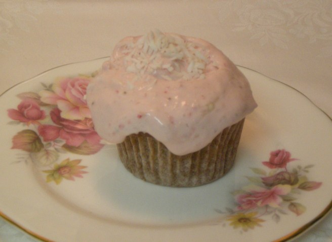 Valentine's Day Cupcakes - Strawberry-Coconut Cream Cupcakes