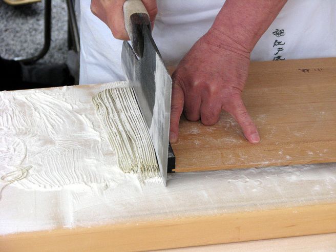 Mochi - Japanese Food Culture - Preparing Soba Noodles