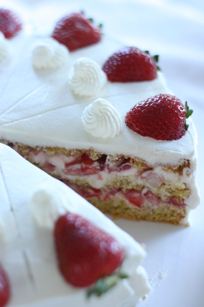French Strawberry Cake, copyright 2012, gfcelebration.com, All rights reserved French Strawberry Cake - A delicious gluten free variation