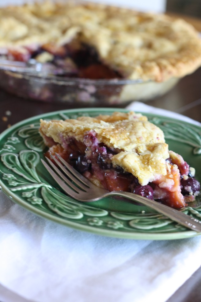 Blueberry-Nectarine Pie - A delicious gluten free pie